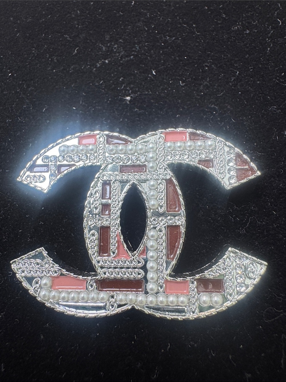 Brooch Interlocking - Picture 2 of 4